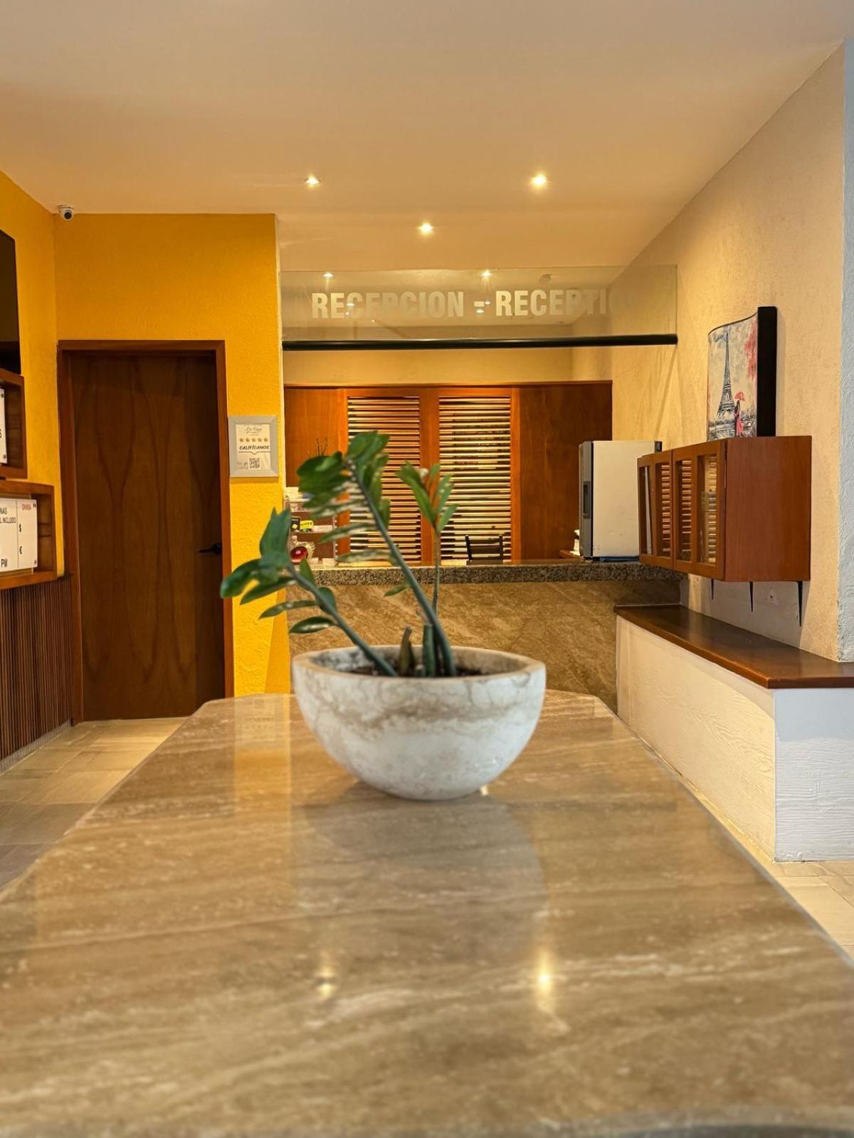 Hotel Boutique La Toja Campeche Esterno foto